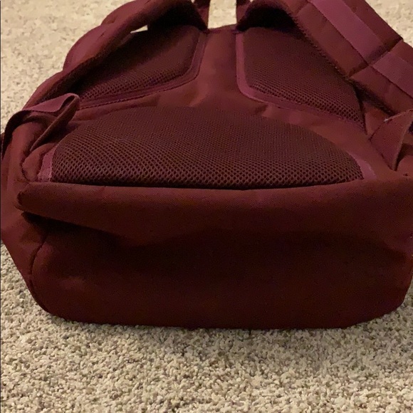 NWOT LARGE Hershel Backpack - Picture 12 of 12